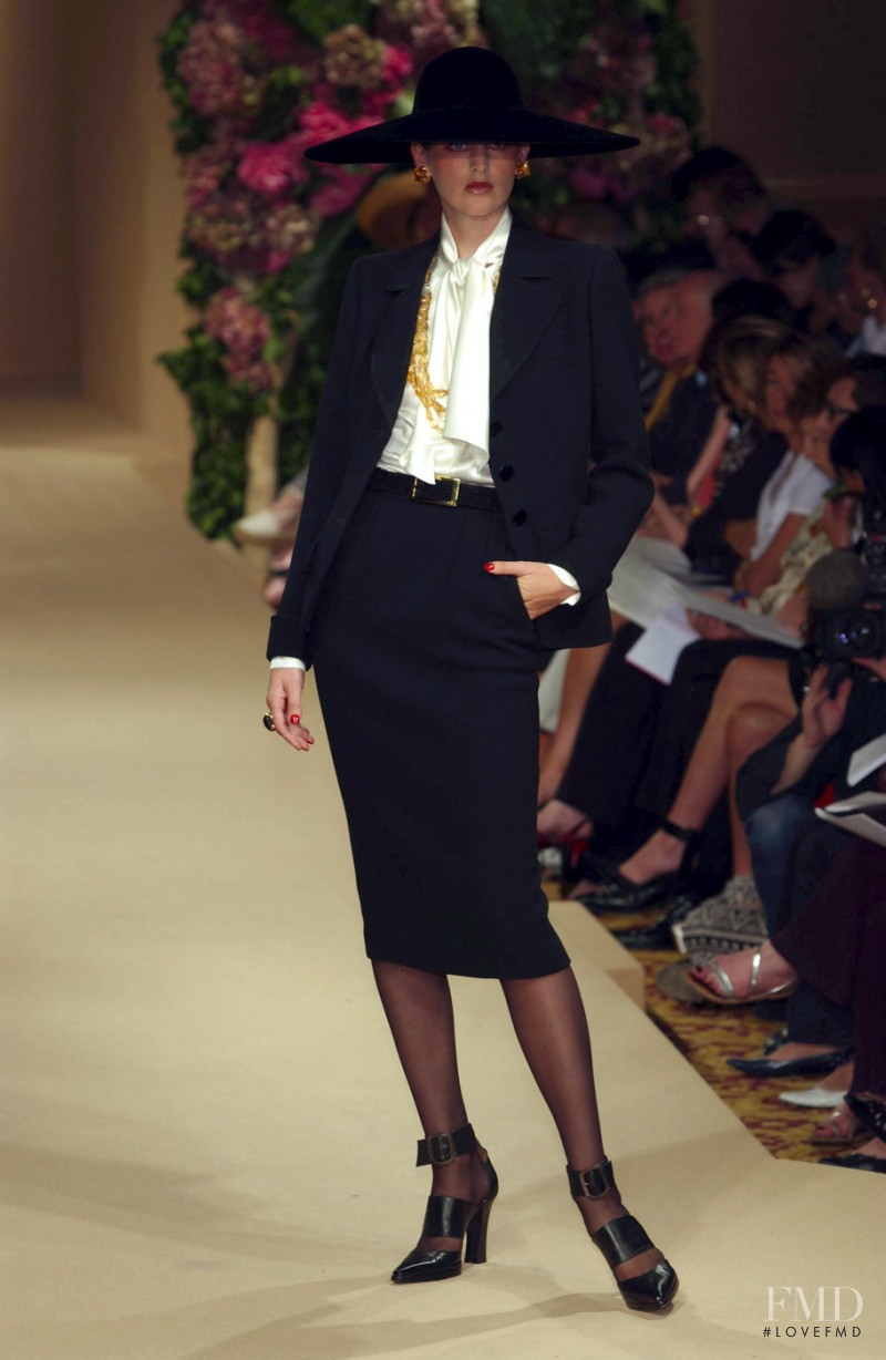 Saint Laurent fashion show for Autumn/Winter 2001