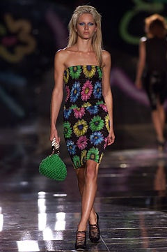Versace fashion show for Spring/Summer 2002