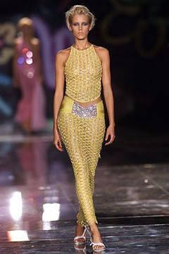 Versace fashion show for Spring/Summer 2002