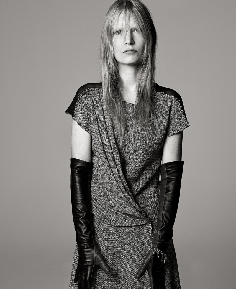 Kirsten Owen featured in  the Zara Studio advertisement for Autumn/Winter 2021