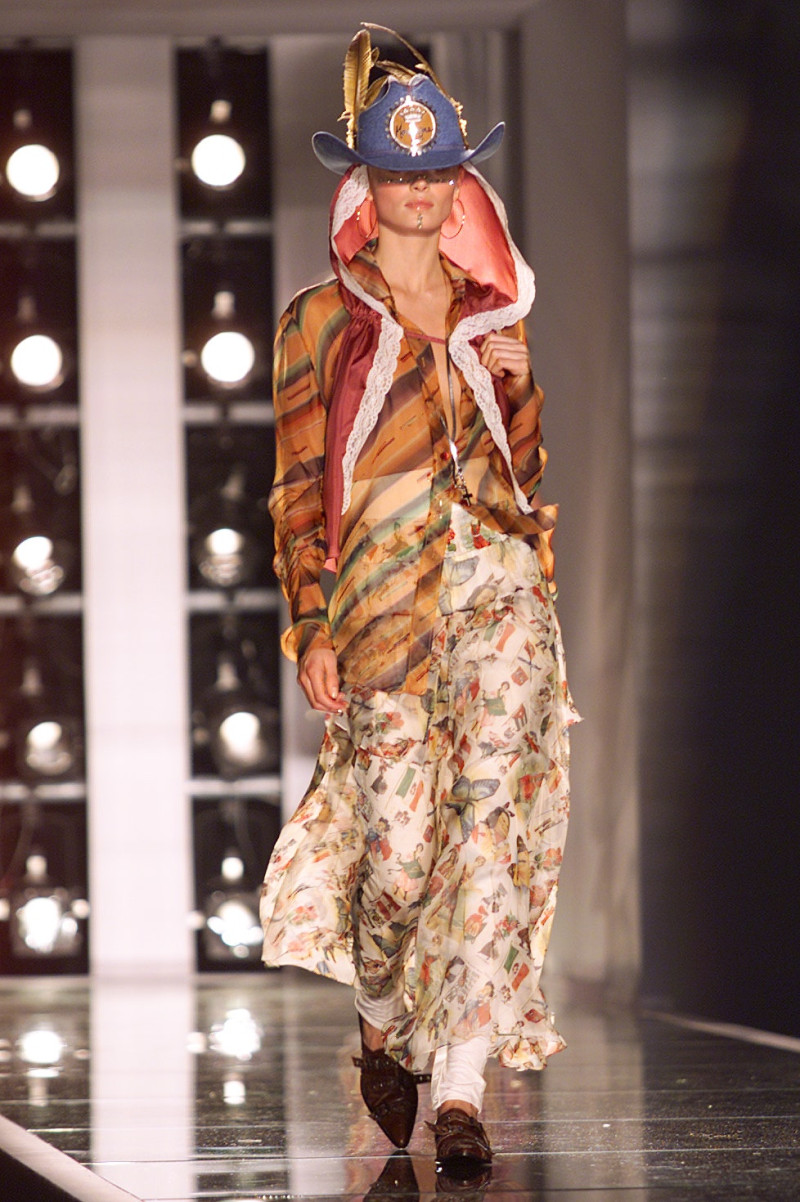 Christian Dior fashion show for Spring/Summer 2002