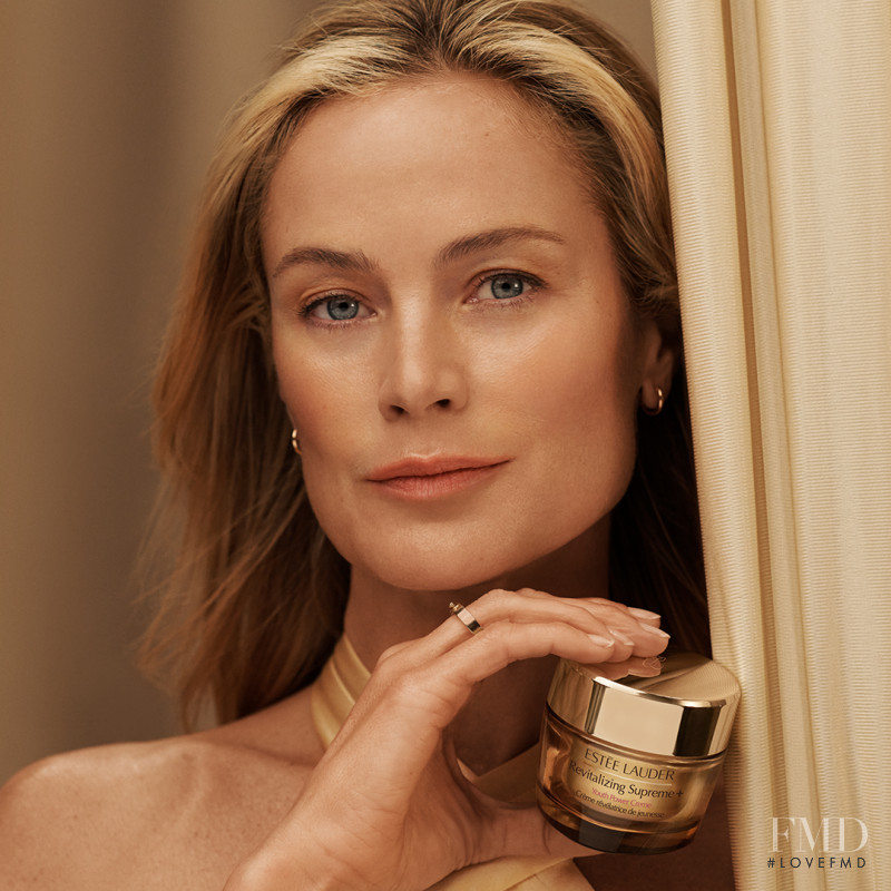 Carolyn Murphy featured in  the Estée Lauder Estée Lauder \'Revitalizing Supreme+\'  advertisement for Spring/Summer 2022