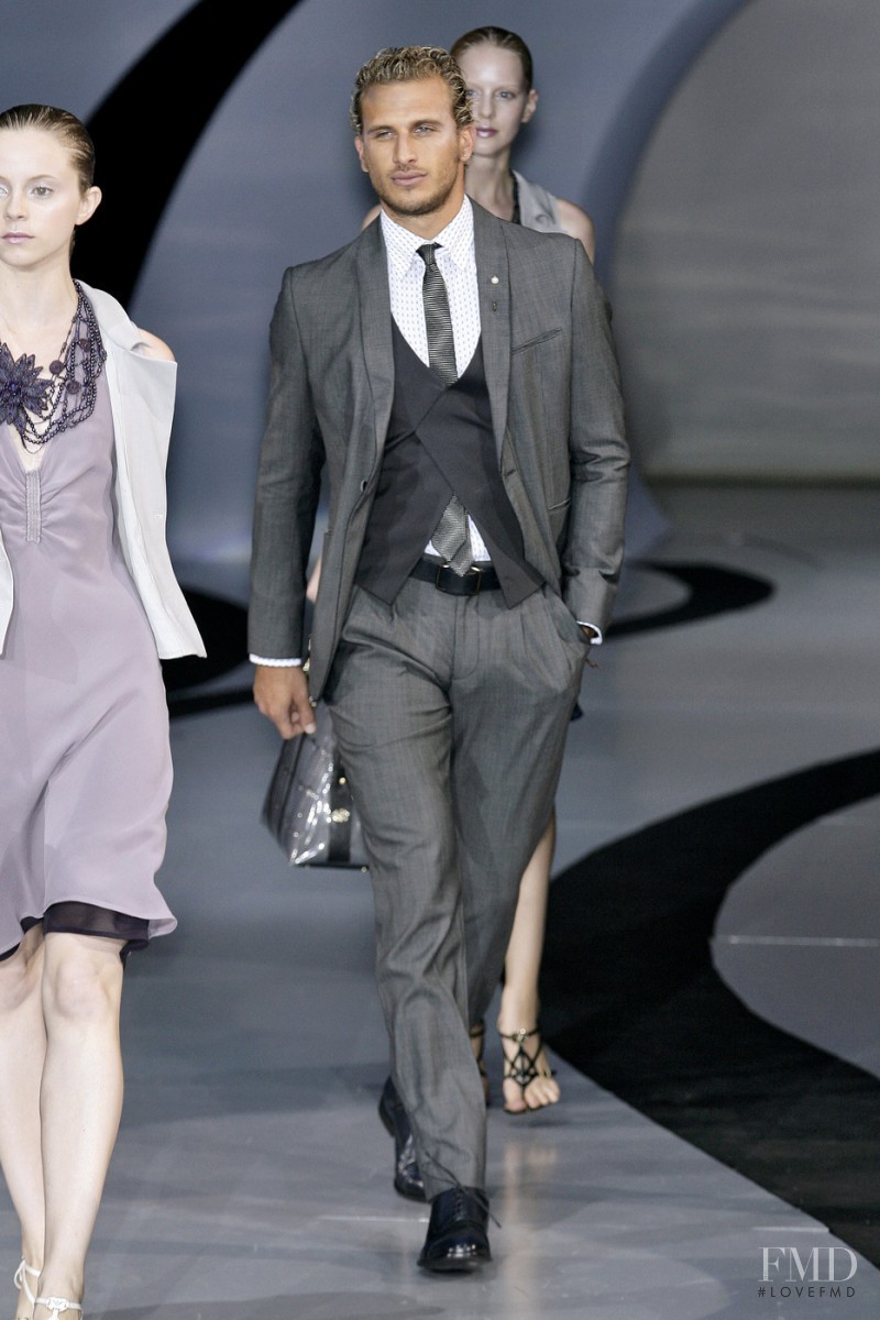 Emporio Armani fashion show for Spring/Summer 2009