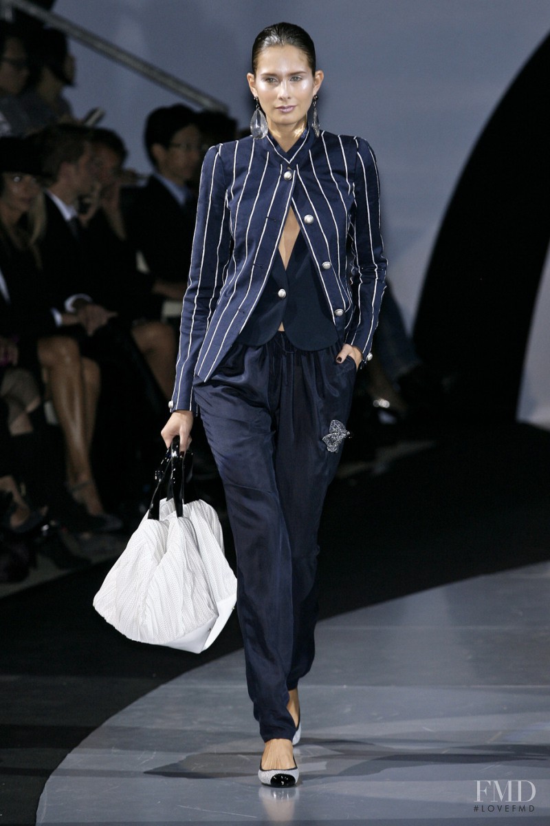 Tonia Molyavko featured in  the Emporio Armani fashion show for Spring/Summer 2009