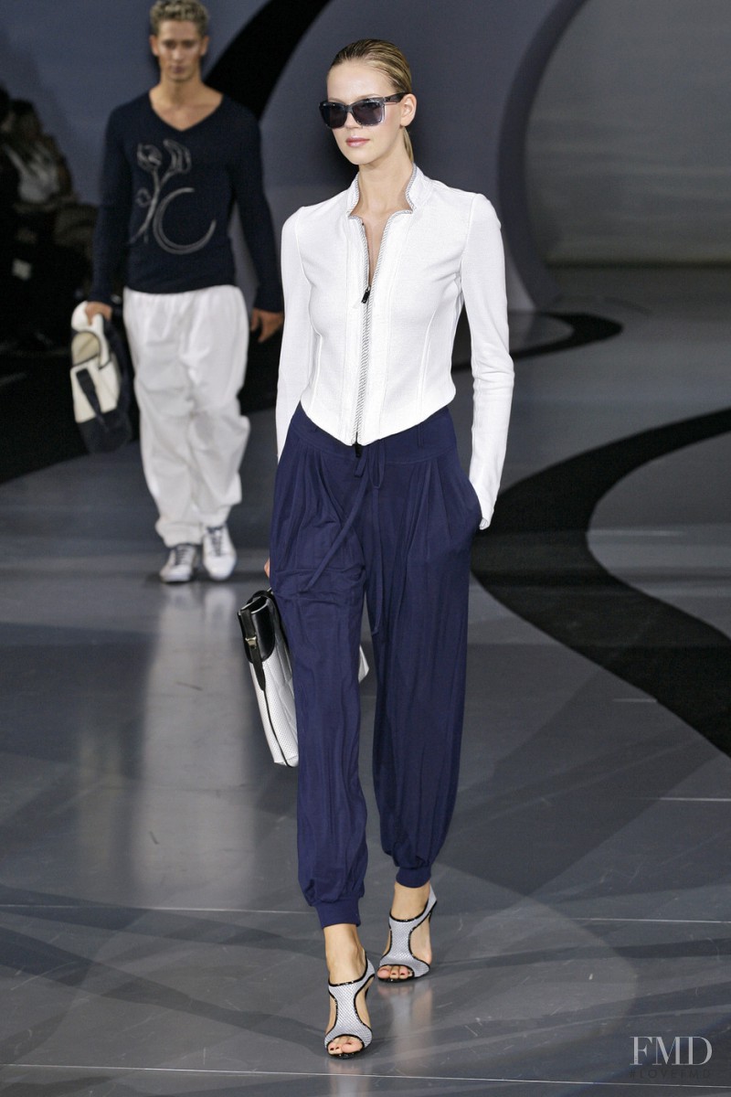 Michelle Westgeest featured in  the Emporio Armani fashion show for Spring/Summer 2009