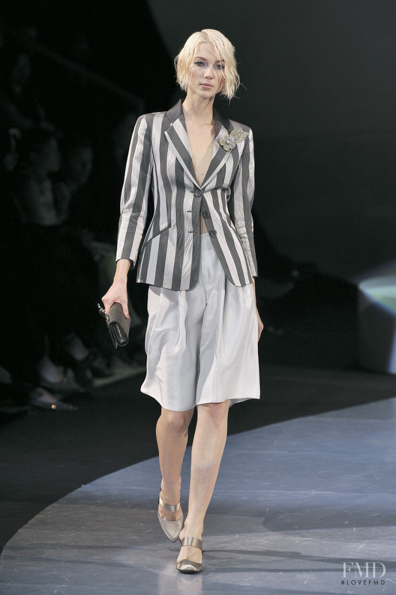 Ieva Seskute featured in  the Giorgio Armani fashion show for Spring/Summer 2009