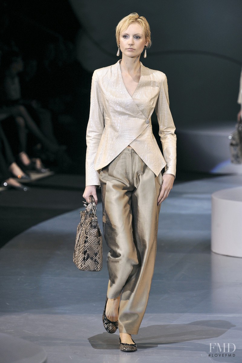 Agnese Zogla featured in  the Giorgio Armani fashion show for Spring/Summer 2009