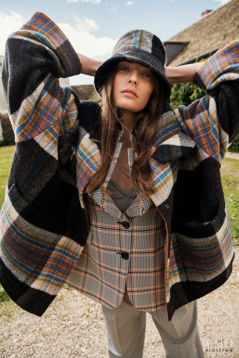 Dorothee Schumacher lookbook for Pre-Fall 2022