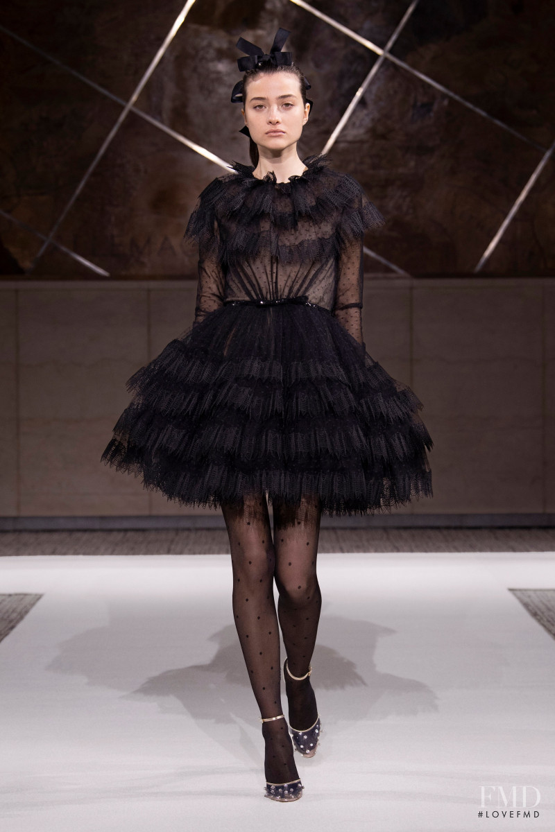 Giambattista Valli fashion show for Pre-Fall 2022