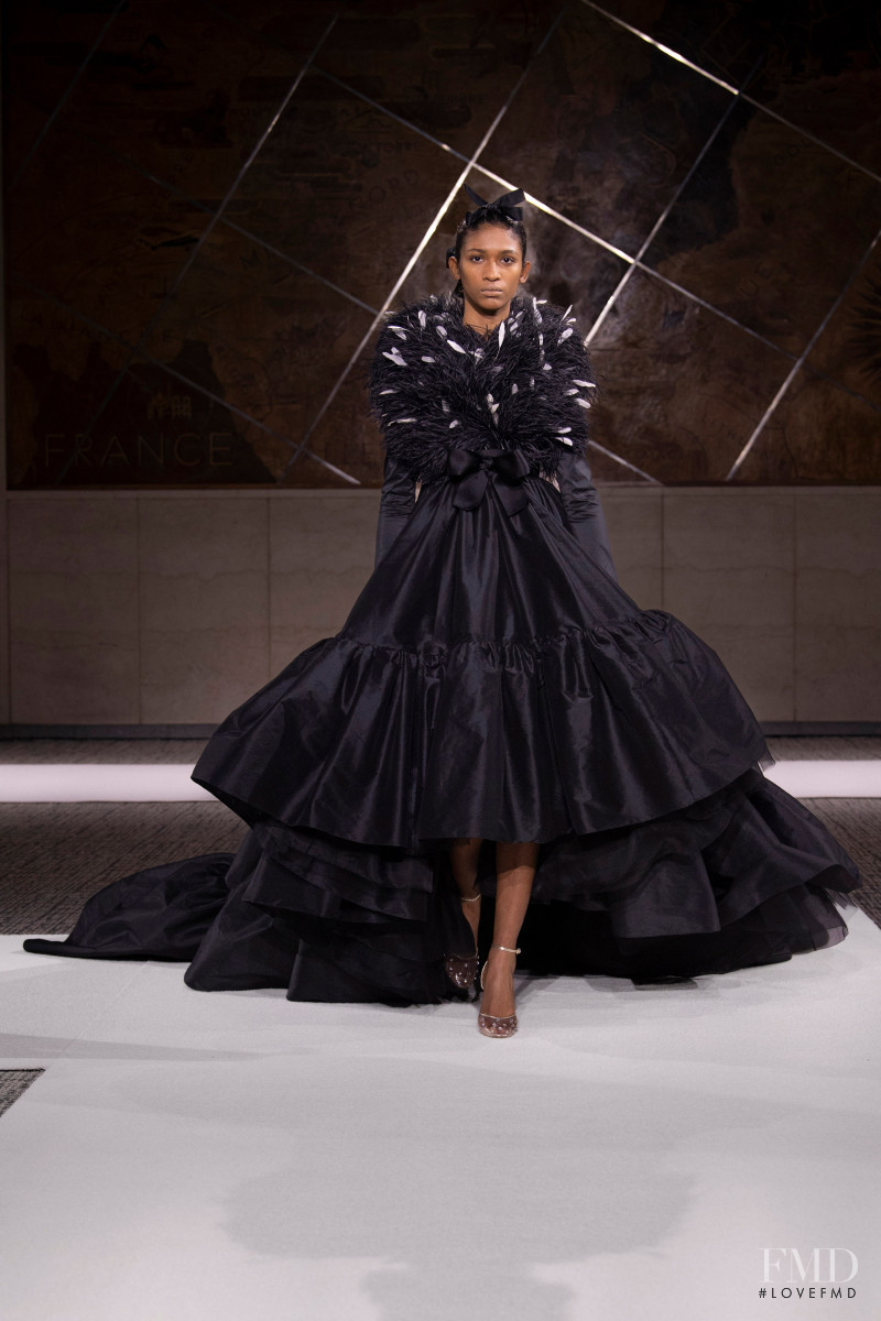 Giambattista Valli fashion show for Pre-Fall 2022