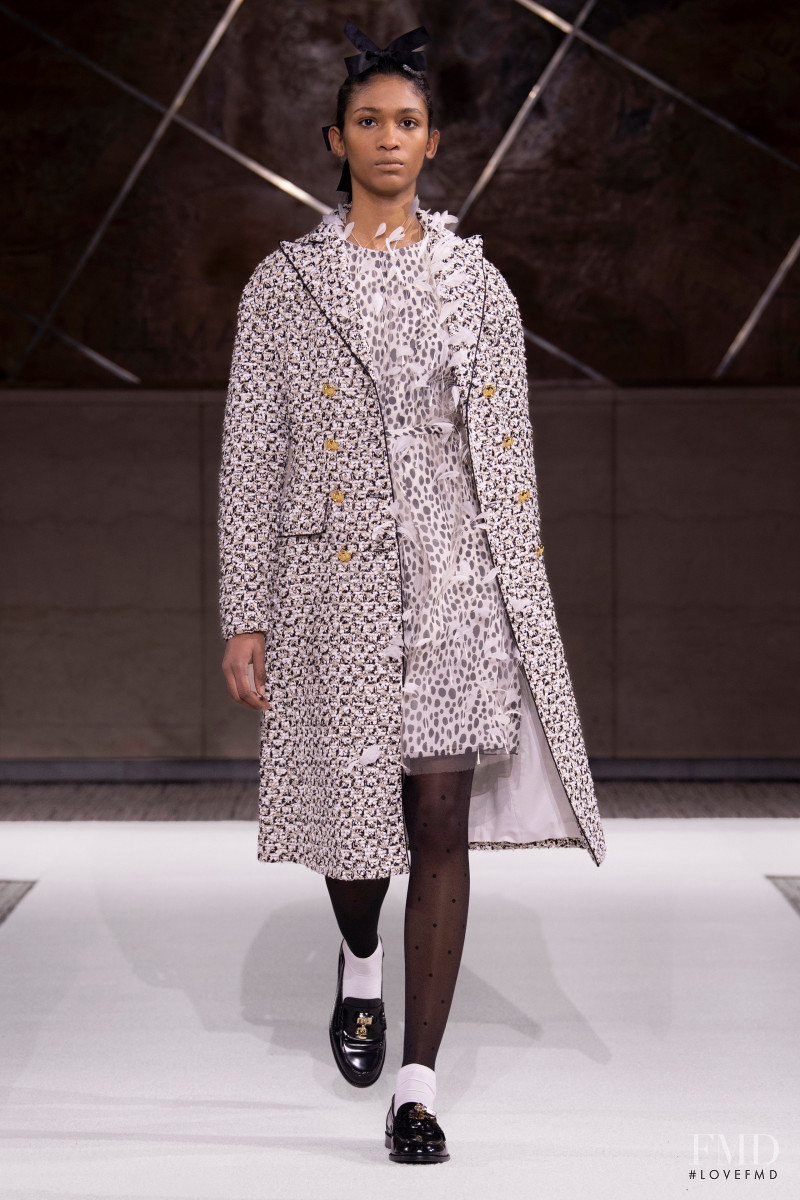 Giambattista Valli fashion show for Pre-Fall 2022