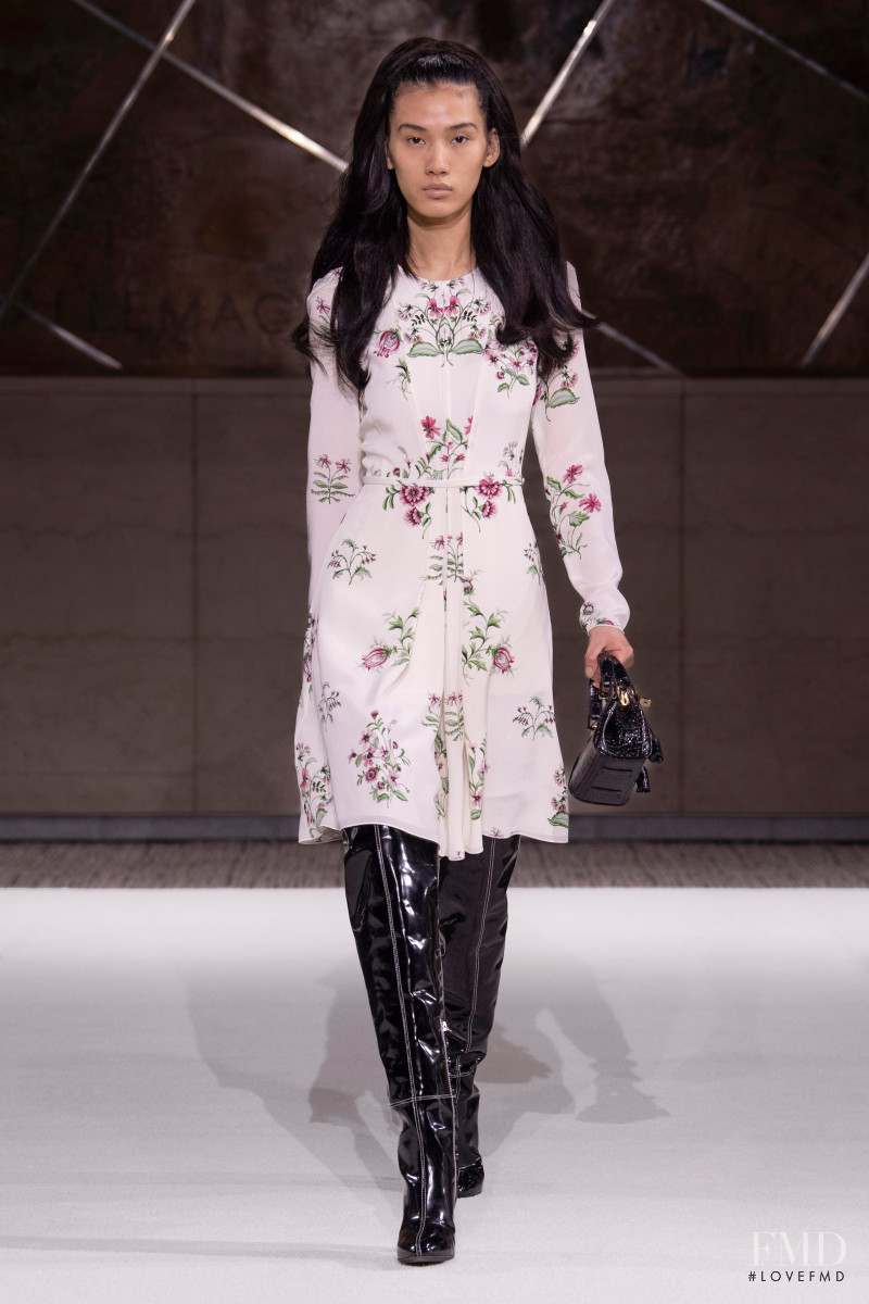 Giambattista Valli fashion show for Pre-Fall 2022