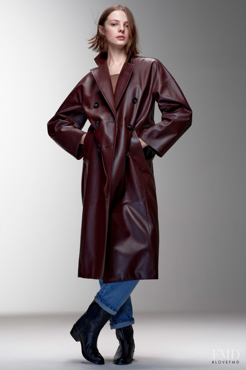 Max Mara lookbook for Pre-Fall 2022