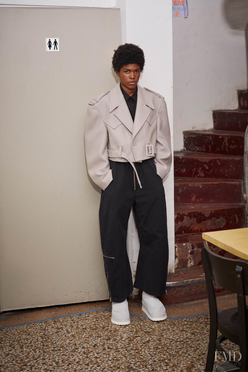 MM6 Maison Martin Margiela lookbook for Pre-Fall 2022