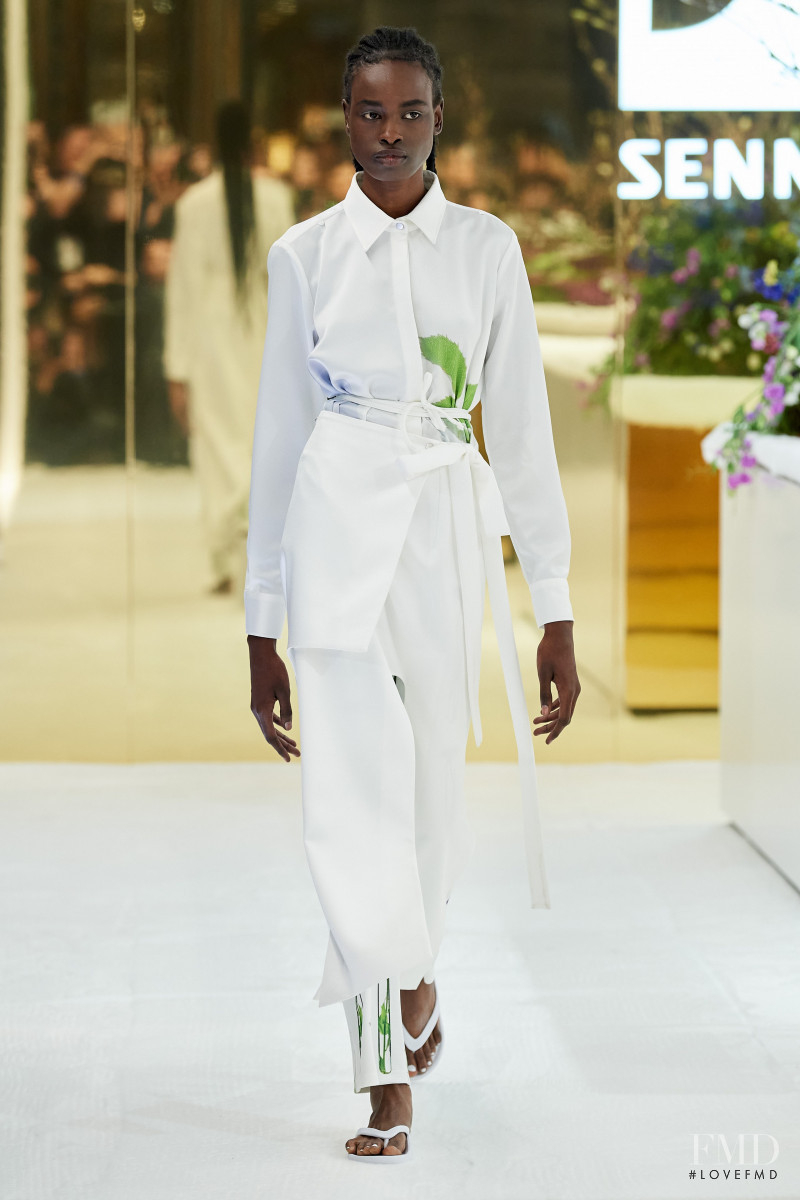 Karla Spetic fashion show for Resort 2022