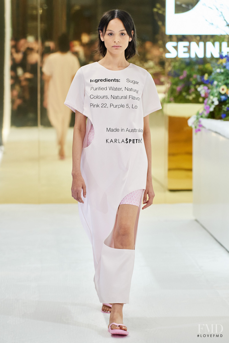 Karla Spetic fashion show for Resort 2022