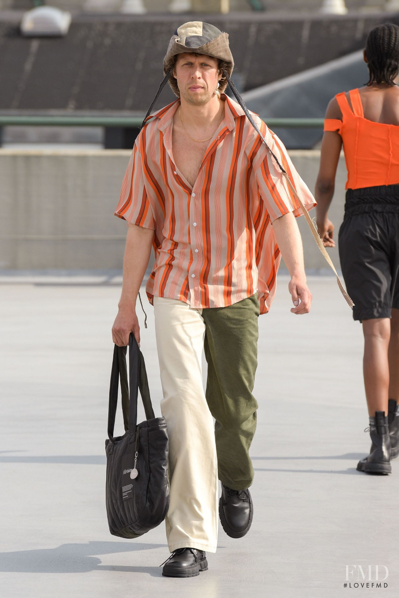 (di)vision fashion show for Spring/Summer 2022