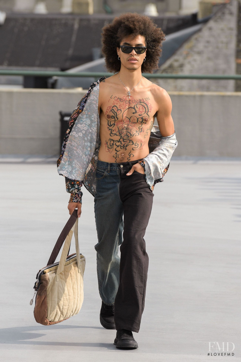 (di)vision fashion show for Spring/Summer 2022