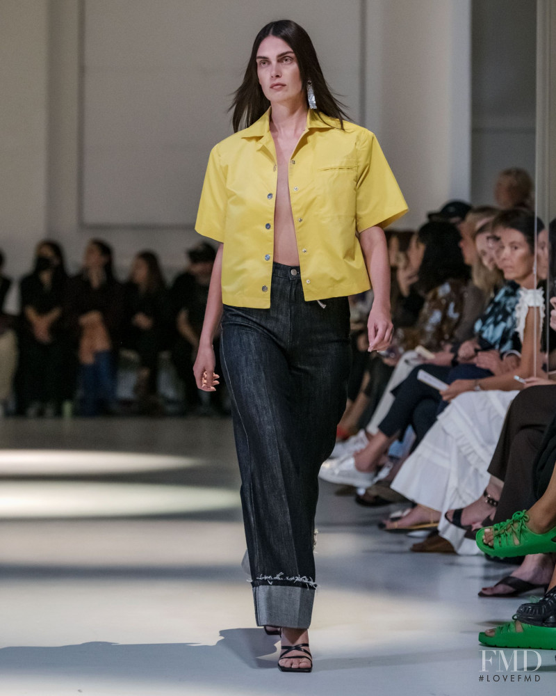 Remain fashion show for Spring/Summer 2022