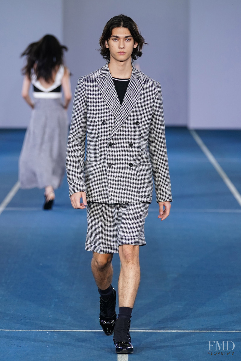 Tae Ashida fashion show for Spring/Summer 2022
