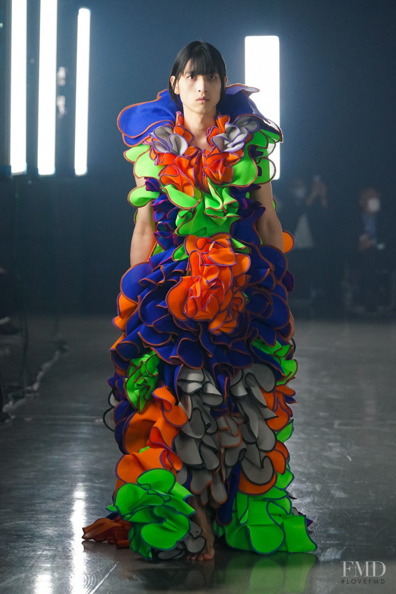 Ryunosuke Okazaki fashion show for Spring/Summer 2022