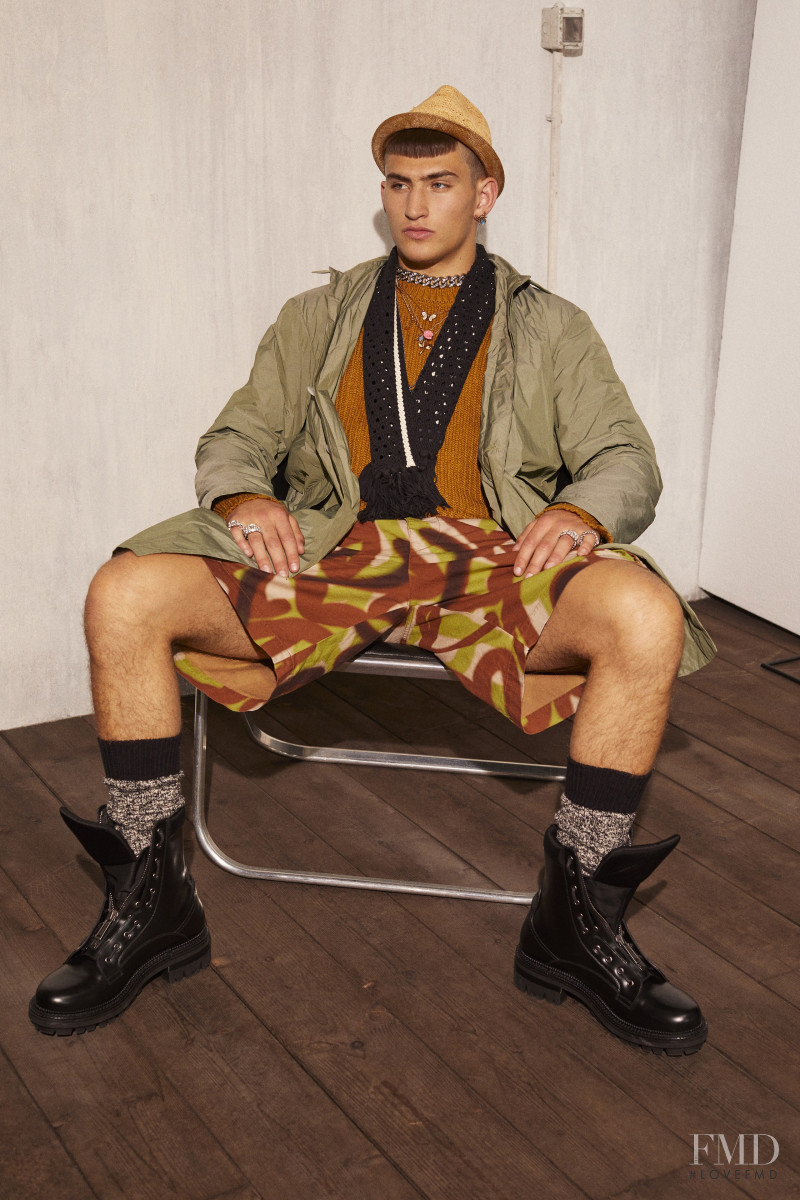 DSquared2 lookbook for Resort 2022