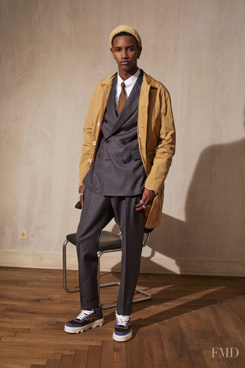 DSquared2 lookbook for Resort 2022