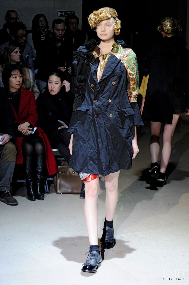 Isabella Oberg featured in  the Comme Des Garcons fashion show for Autumn/Winter 2011