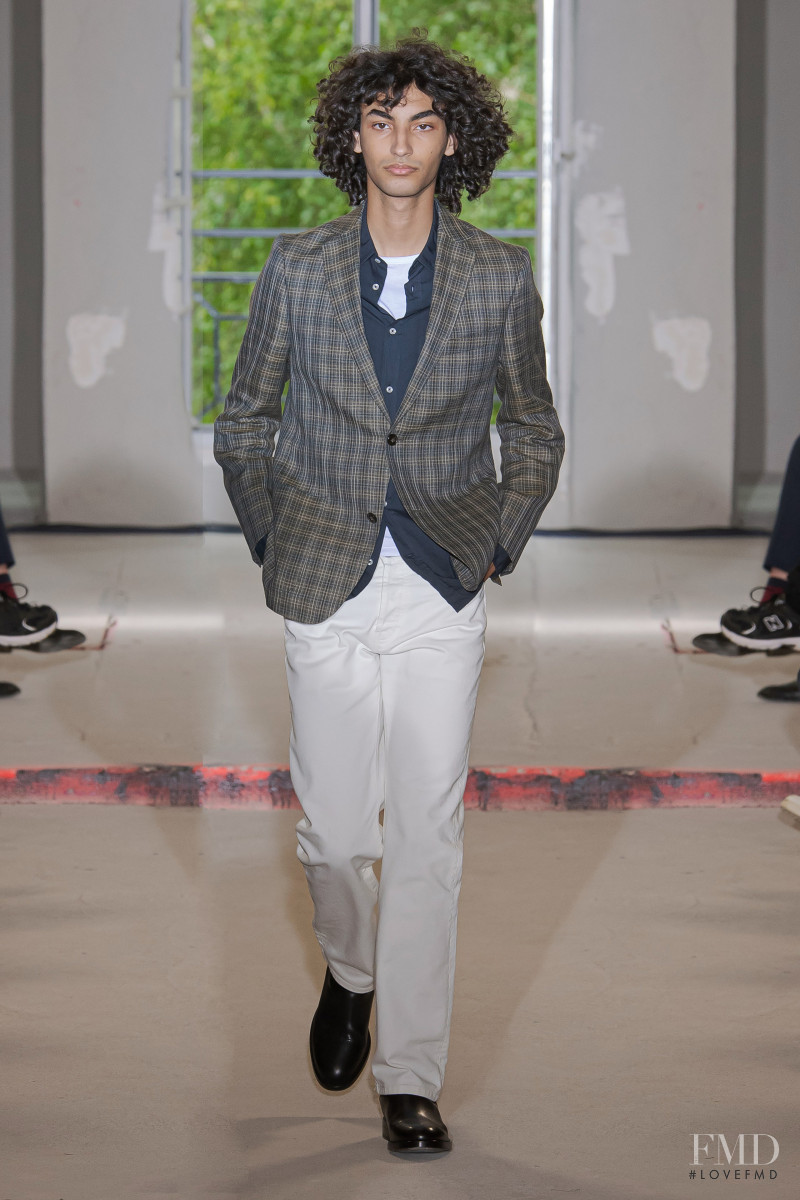 Officine Generale fashion show for Resort 2022