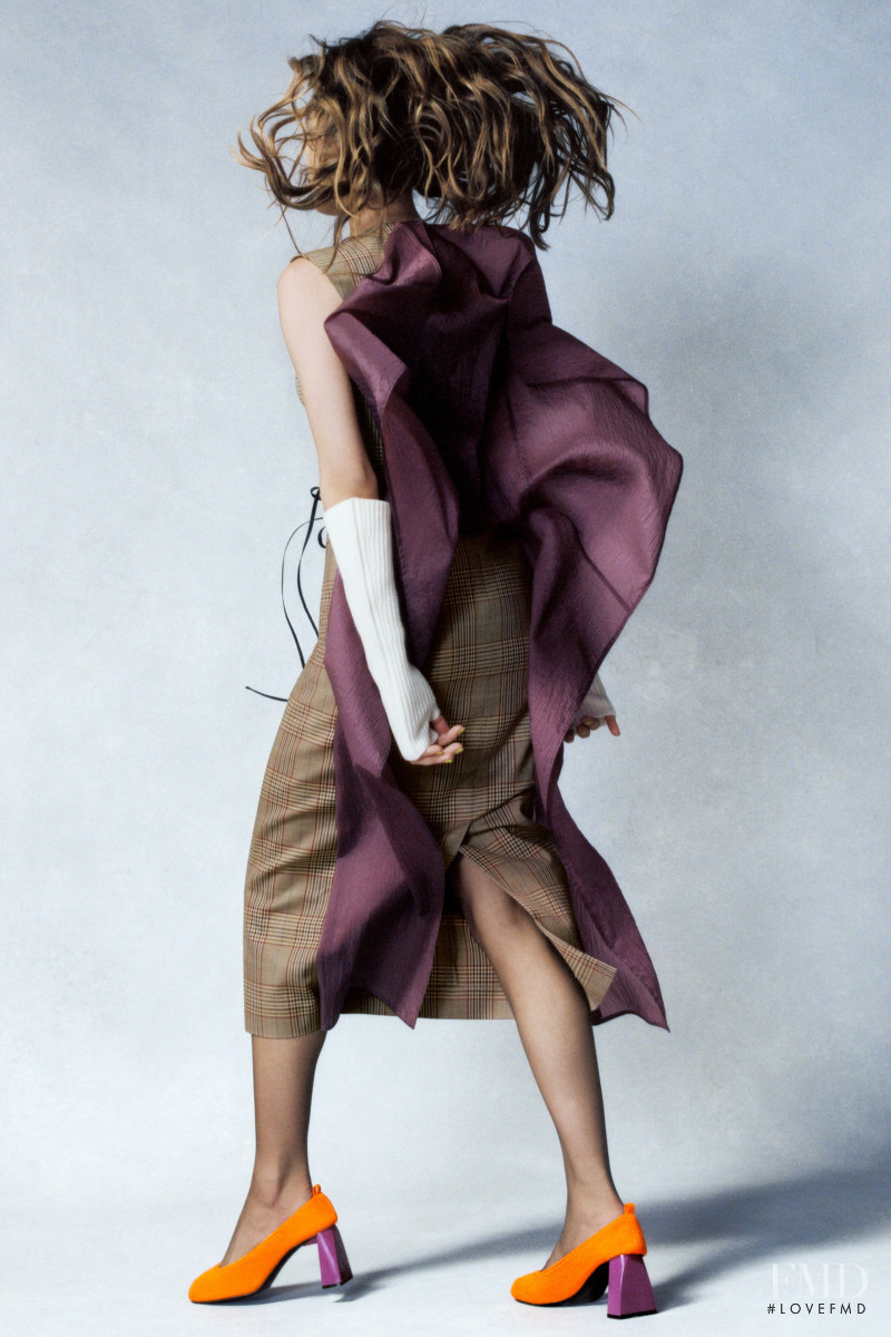 Nina Ricci lookbook for Pre-Fall 2022