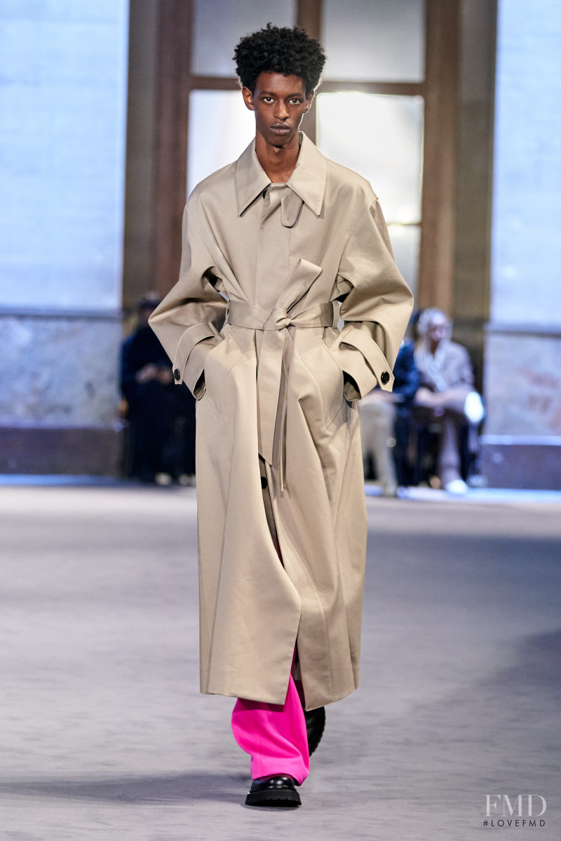 Craig Shimirimana featured in  the AMI Alexandre Mattiussi fashion show for Autumn/Winter 2022