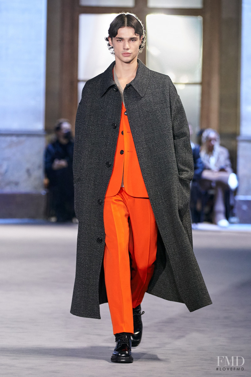 Fernando Lindez featured in  the AMI Alexandre Mattiussi fashion show for Autumn/Winter 2022