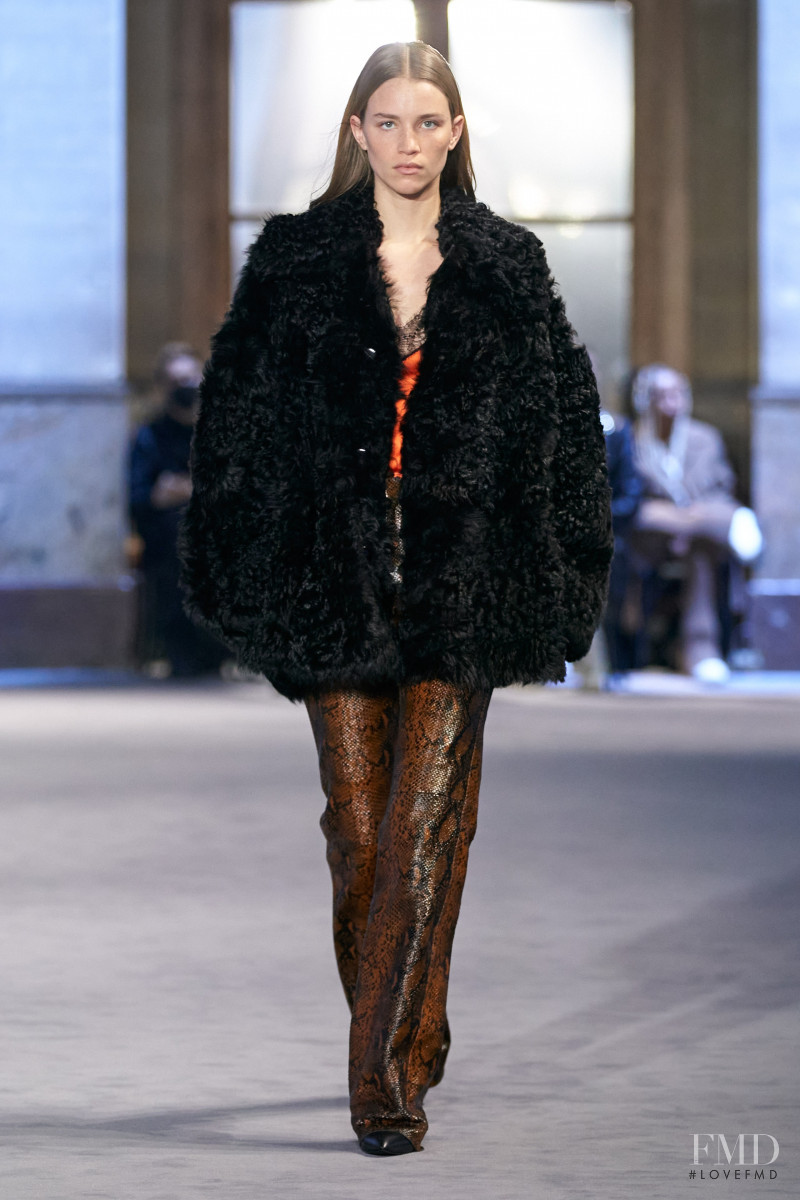 Rebecca Leigh Longendyke featured in  the AMI Alexandre Mattiussi fashion show for Autumn/Winter 2022