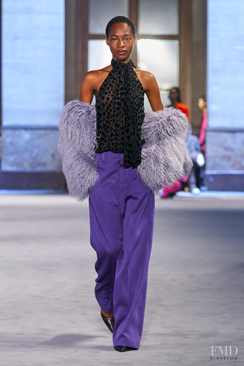 Victoire Victoria Nkwuda featured in  the AMI Alexandre Mattiussi fashion show for Autumn/Winter 2022