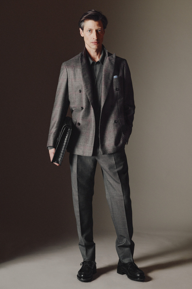 Brioni lookbook for Autumn/Winter 2022