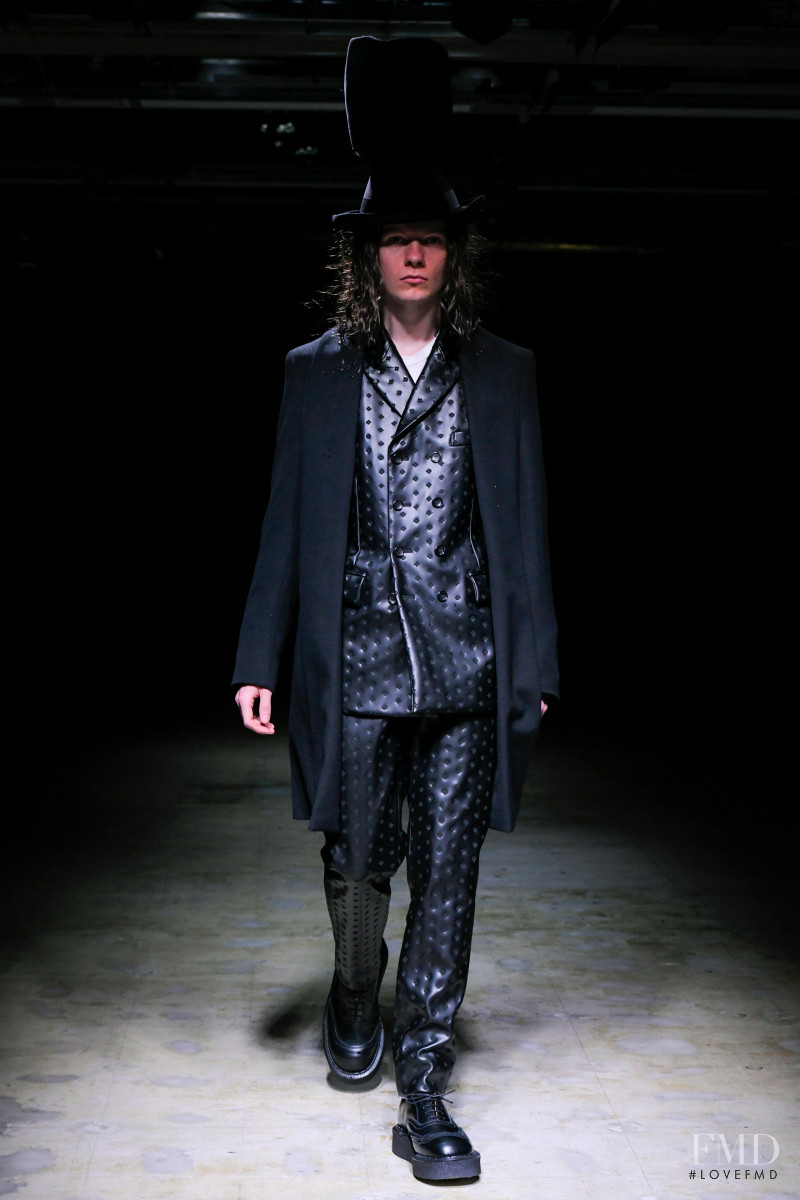 Comme Des Garcons Homme Plus fashion show for Autumn/Winter 2022