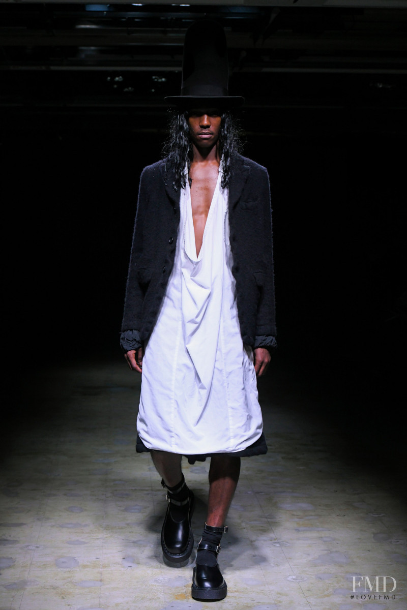 Comme Des Garcons Homme Plus fashion show for Autumn/Winter 2022