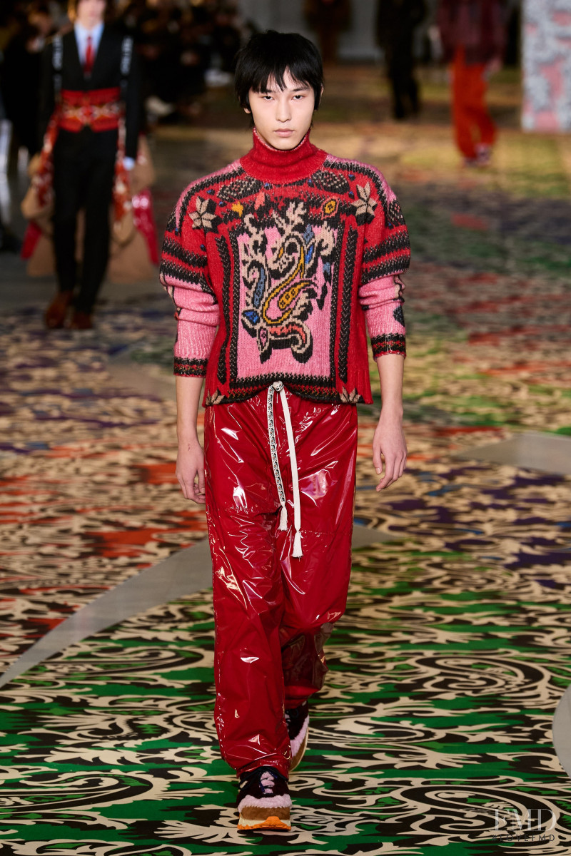 Hyojin Jung featured in  the Etro fashion show for Autumn/Winter 2022