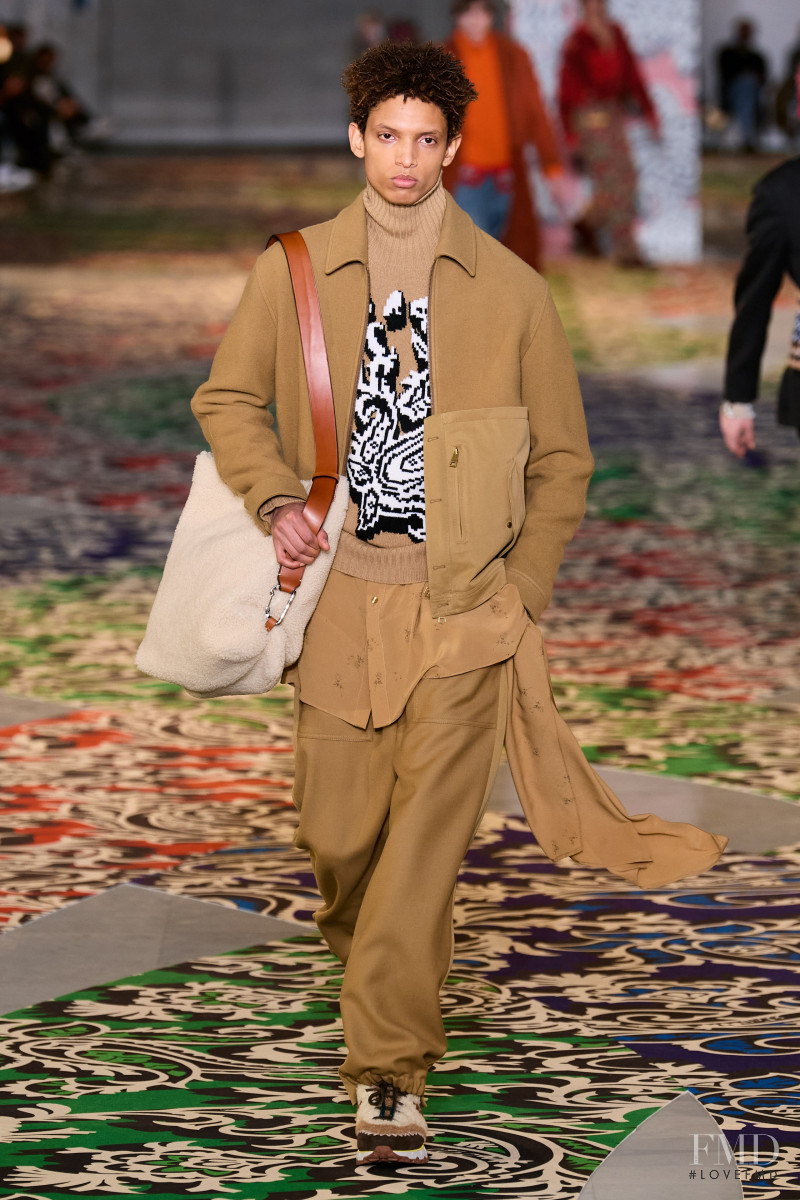 Etro fashion show for Autumn/Winter 2022