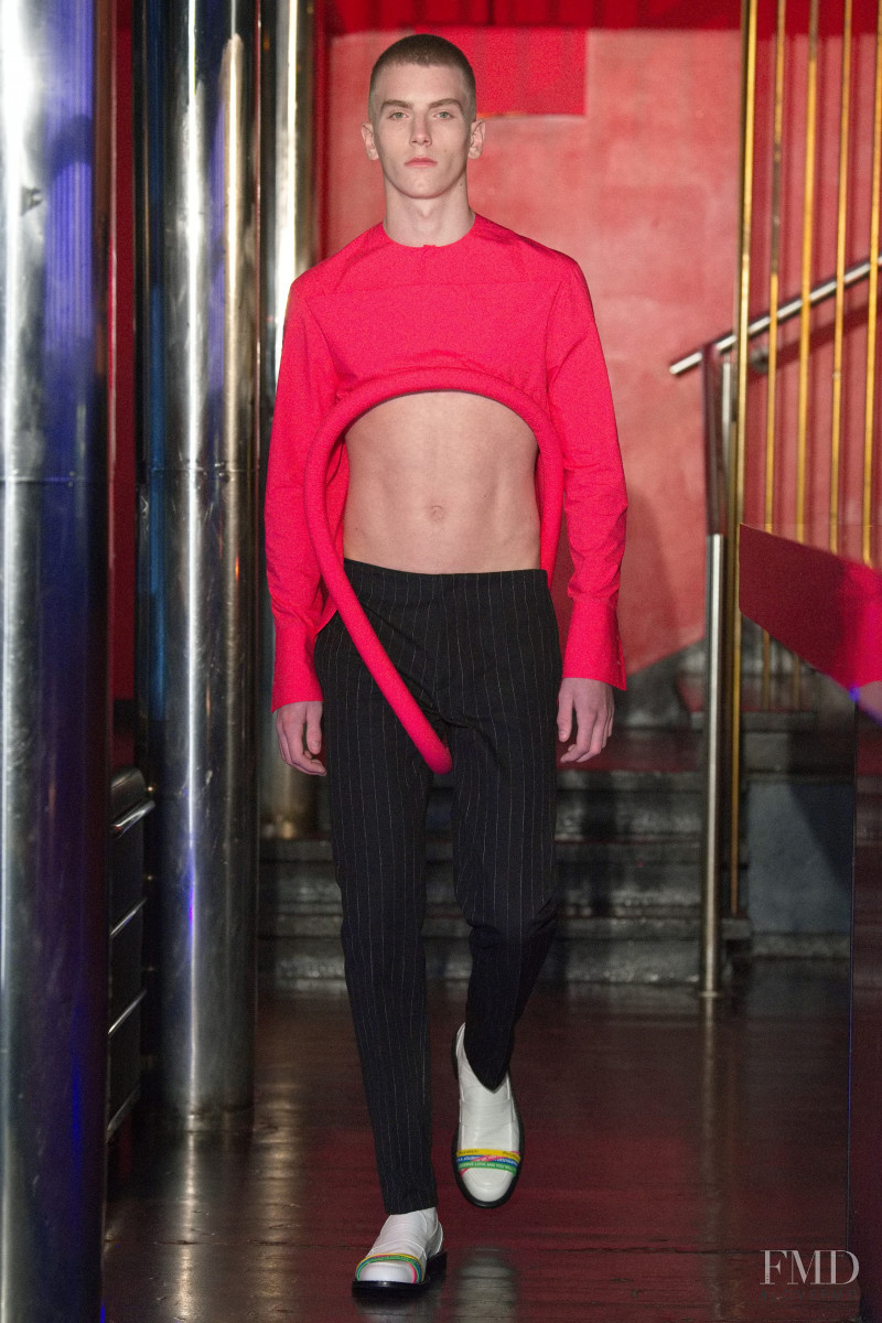 J.W. Anderson fashion show for Autumn/Winter 2022