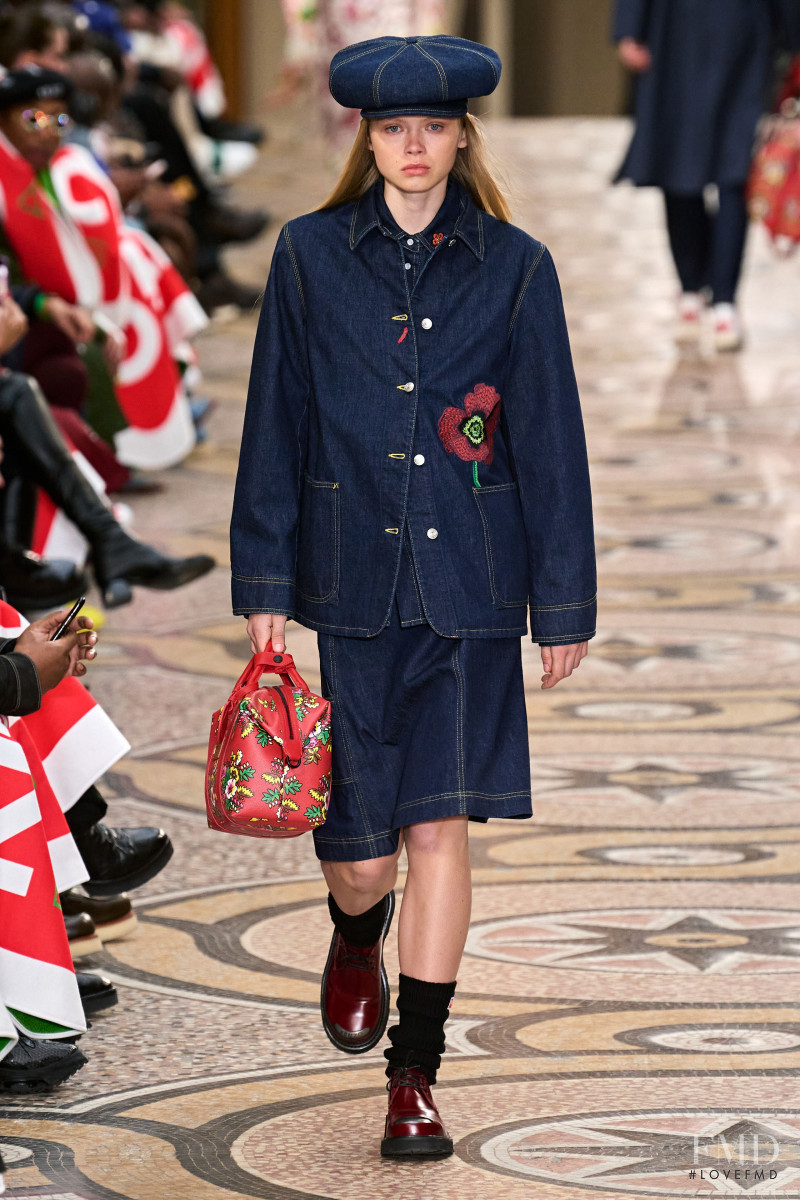 Evie Harris featured in  the Kenzo fashion show for Autumn/Winter 2022