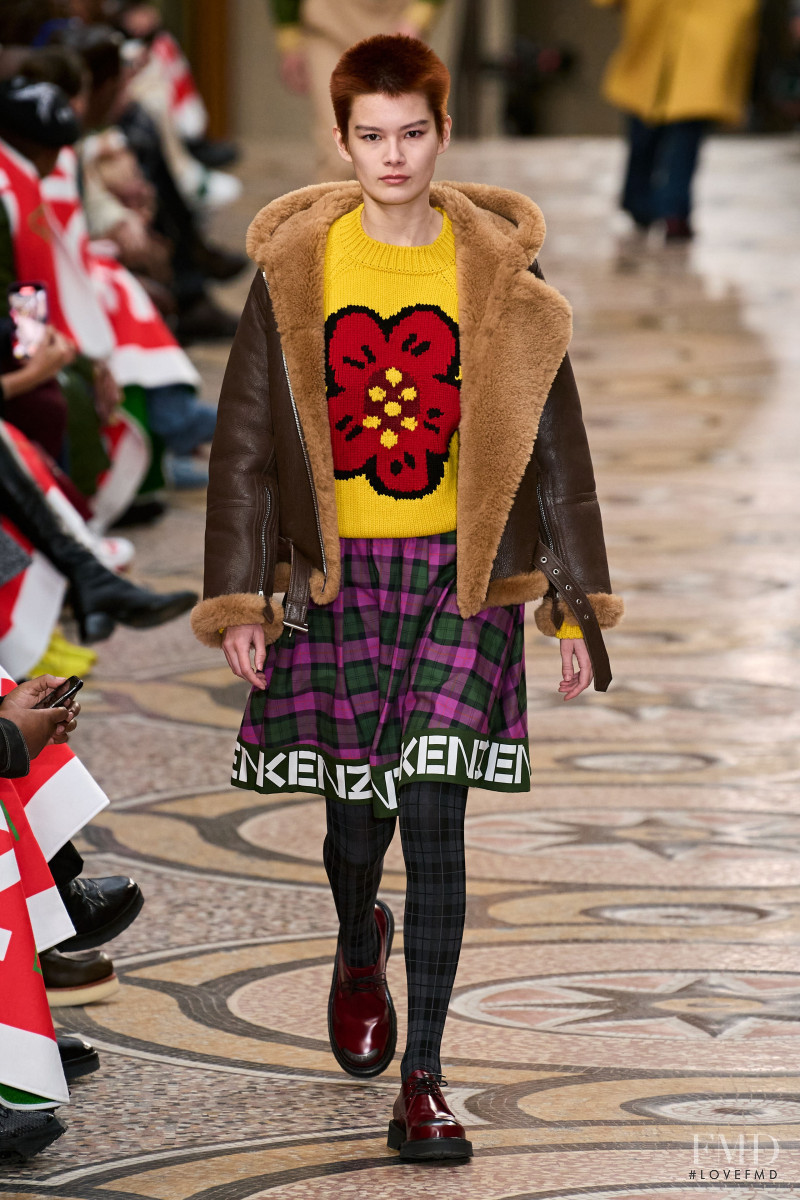 Lian Koster featured in  the Kenzo fashion show for Autumn/Winter 2022