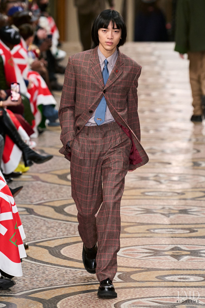 Akito Mizutani featured in  the Kenzo fashion show for Autumn/Winter 2022