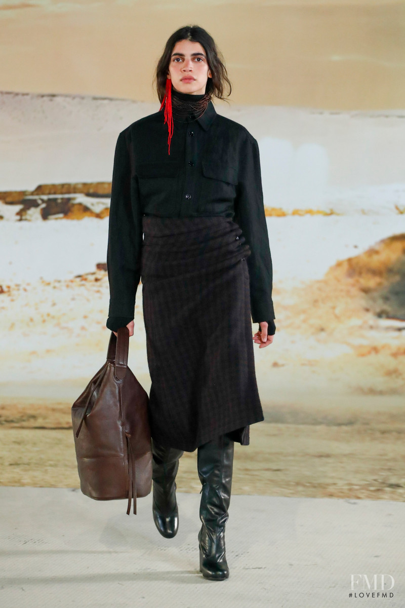 Christophe Lemaire fashion show for Autumn/Winter 2022