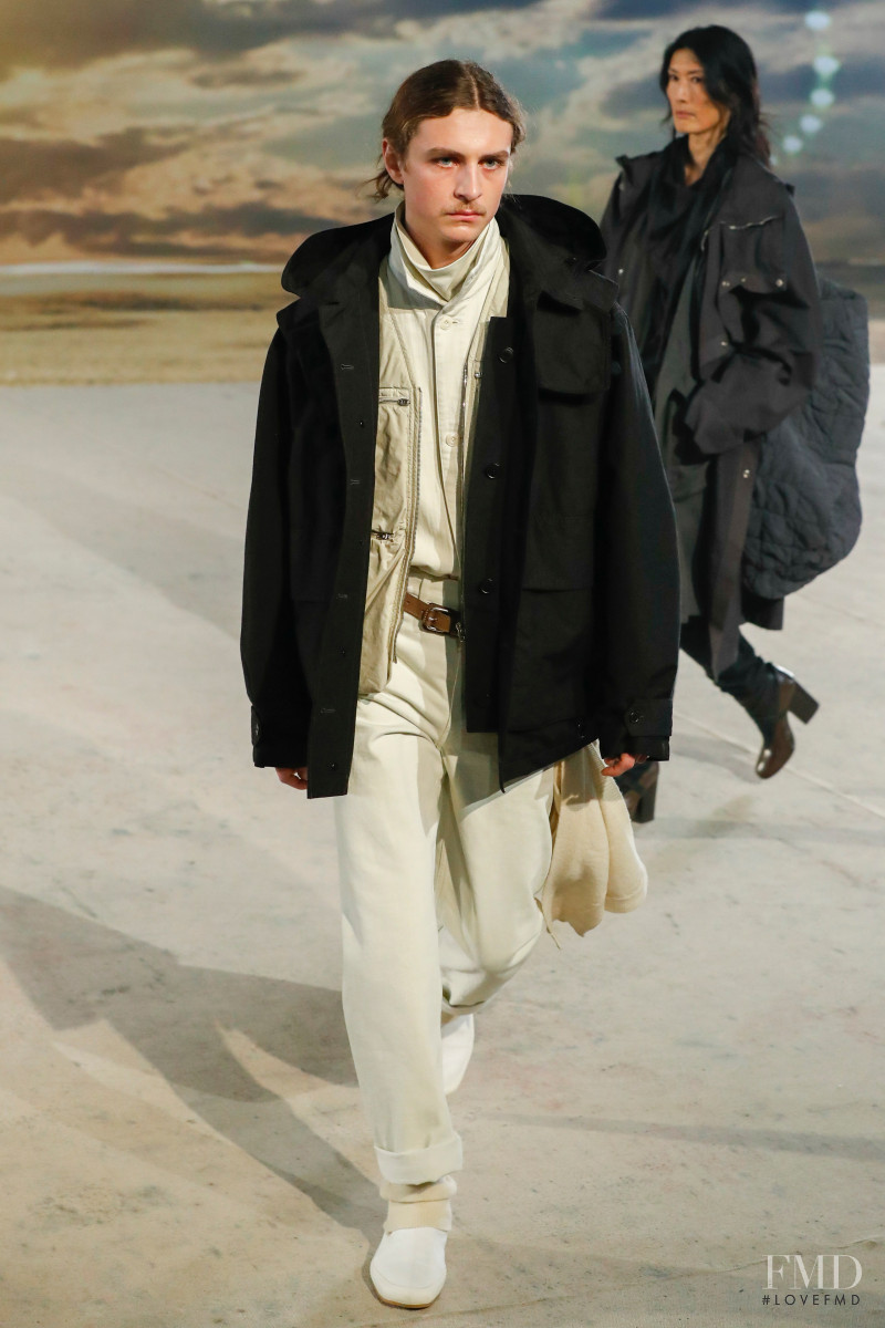 Christophe Lemaire fashion show for Autumn/Winter 2022