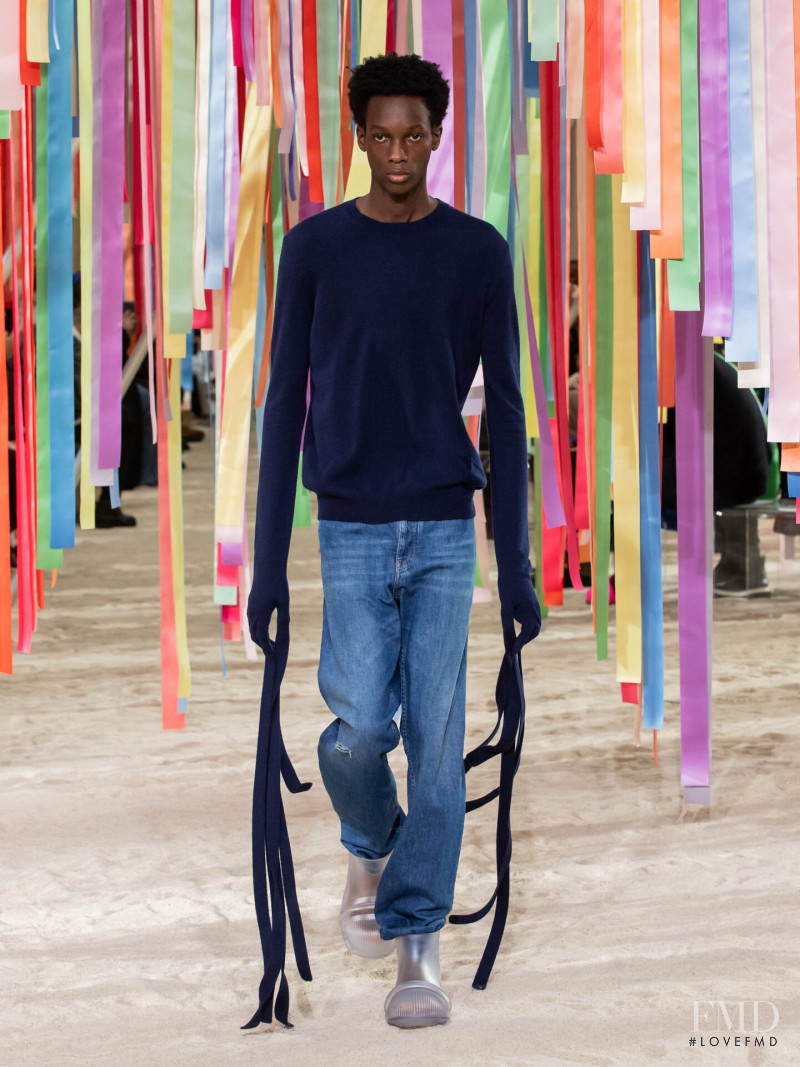 Loewe fashion show for Autumn/Winter 2022