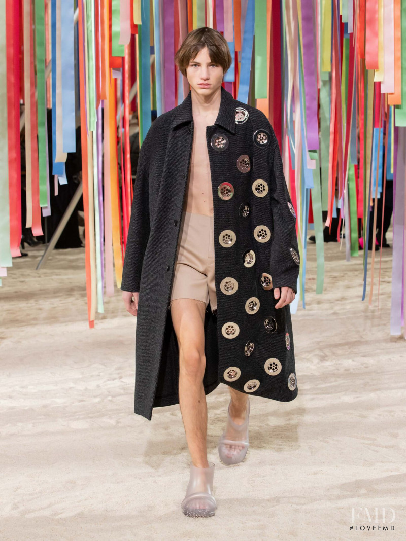 Indiana Vant Slot featured in  the Loewe fashion show for Autumn/Winter 2022