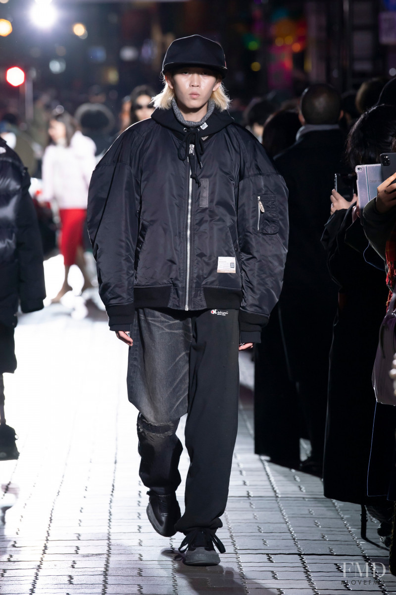 Mihara Yasuhiro fashion show for Autumn/Winter 2022