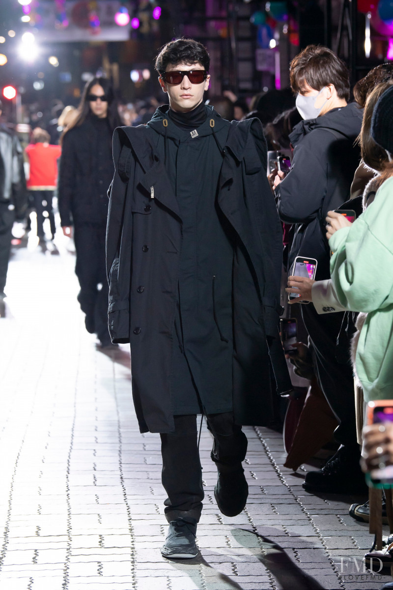 Mihara Yasuhiro fashion show for Autumn/Winter 2022