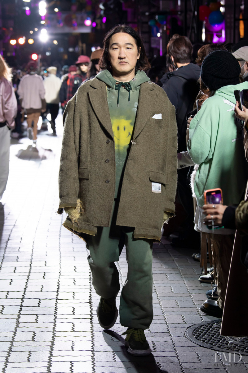 Mihara Yasuhiro fashion show for Autumn/Winter 2022